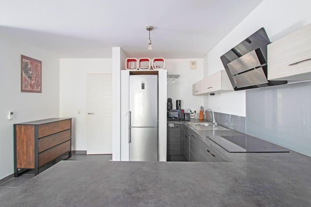 Апартаменты Le P'Tit Rimbaud, 6 Pers, Parking Prive, Jardin,Wifi Монпелье Экстерьер фото